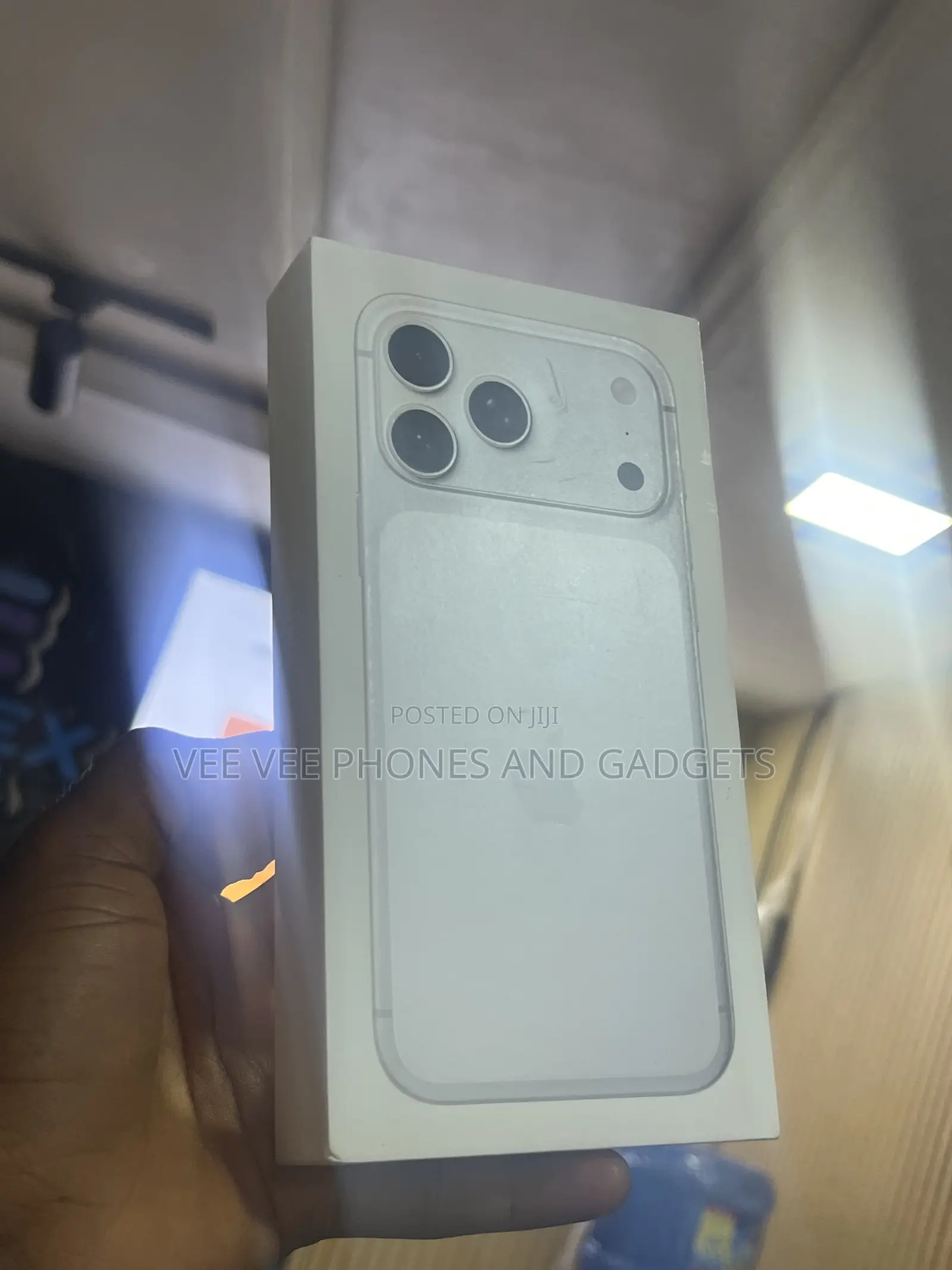 New Apple iPhone 17 Pro Max 1 TB Silver