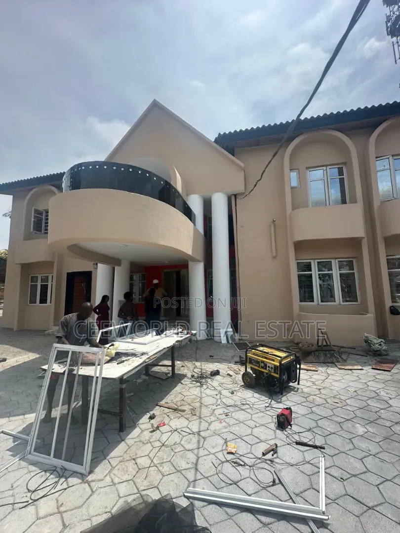 2bdrm Duplex in Alalubosa Gra for rent