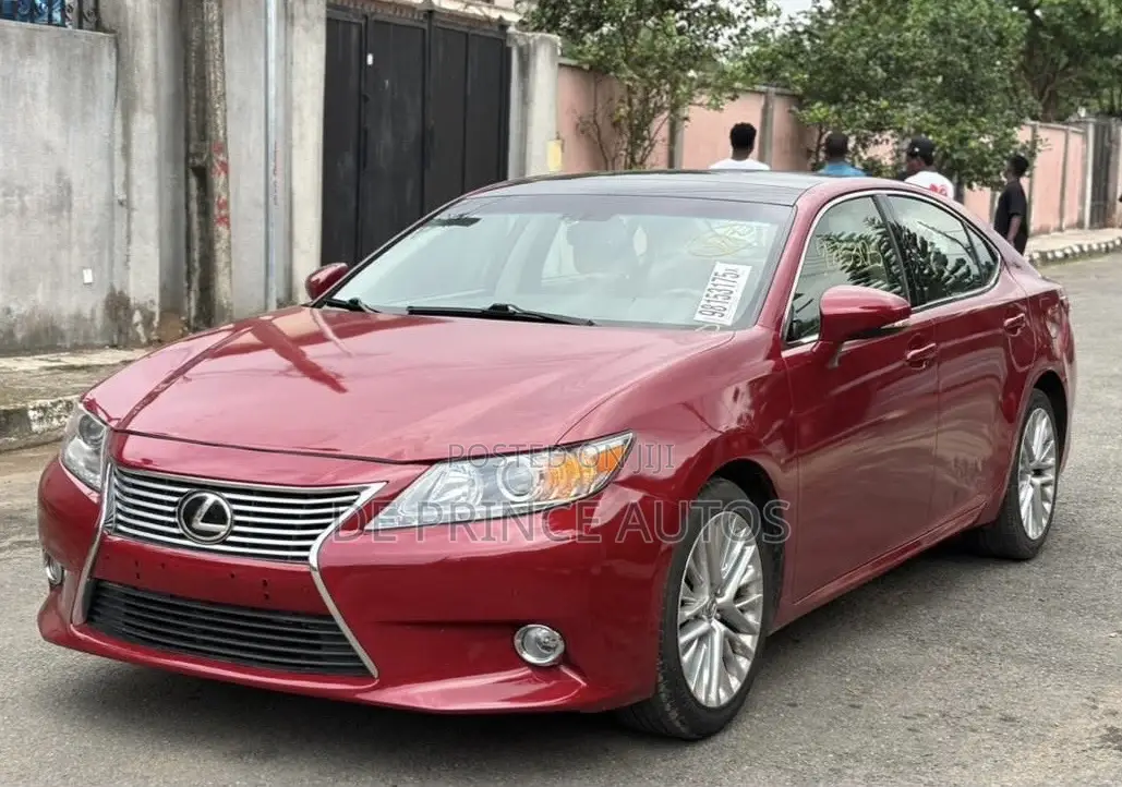 Lexus ES 2013 Red
