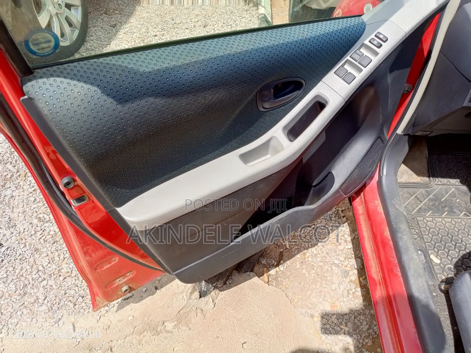 Toyota Yaris 2007 Red