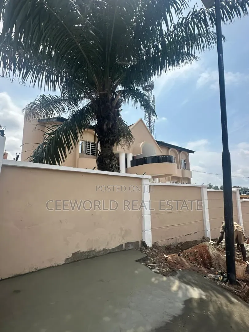 2bdrm Duplex in Alalubosa Gra for rent
