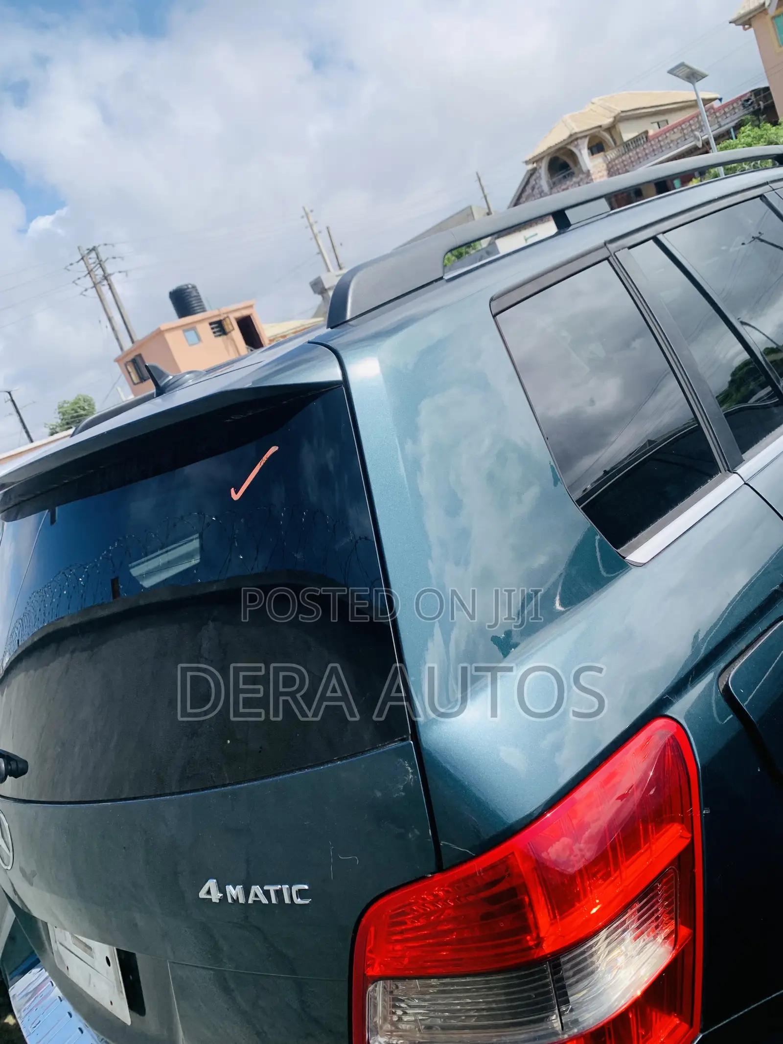 Mercedes-Benz GLK-Class 2010 Green