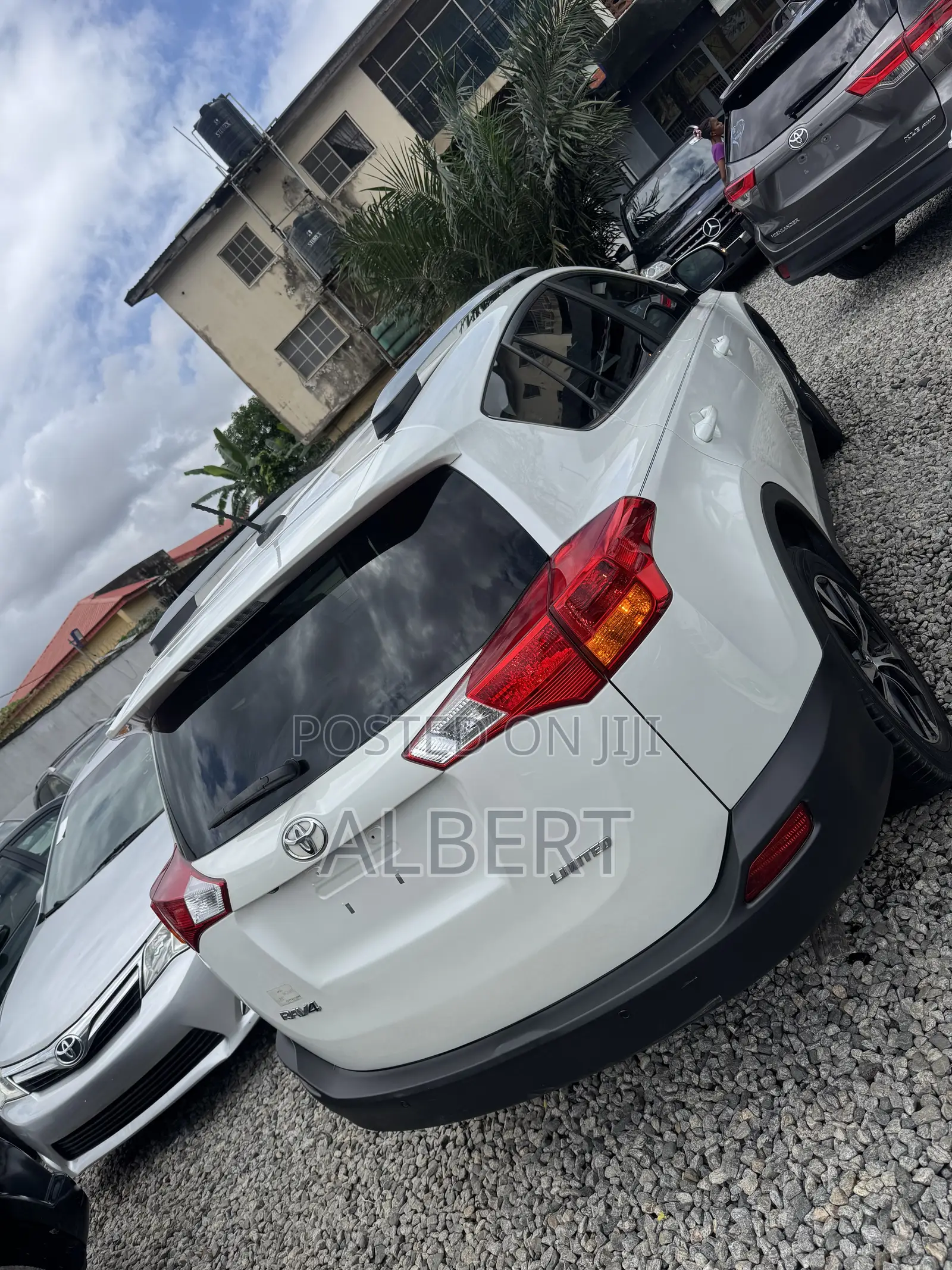 Toyota RAV4 2015 White