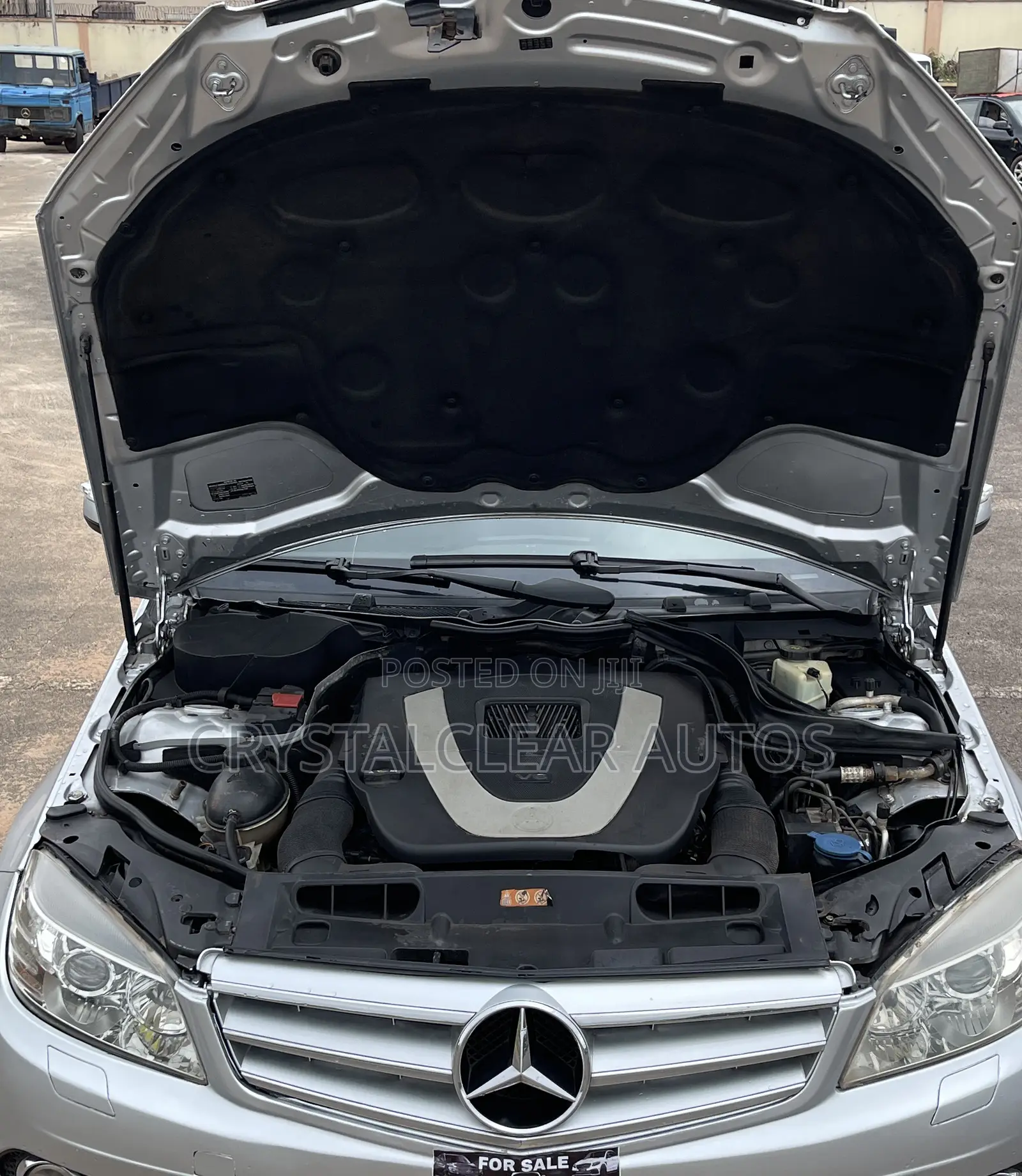 Mercedes-Benz C300 2010 Silver