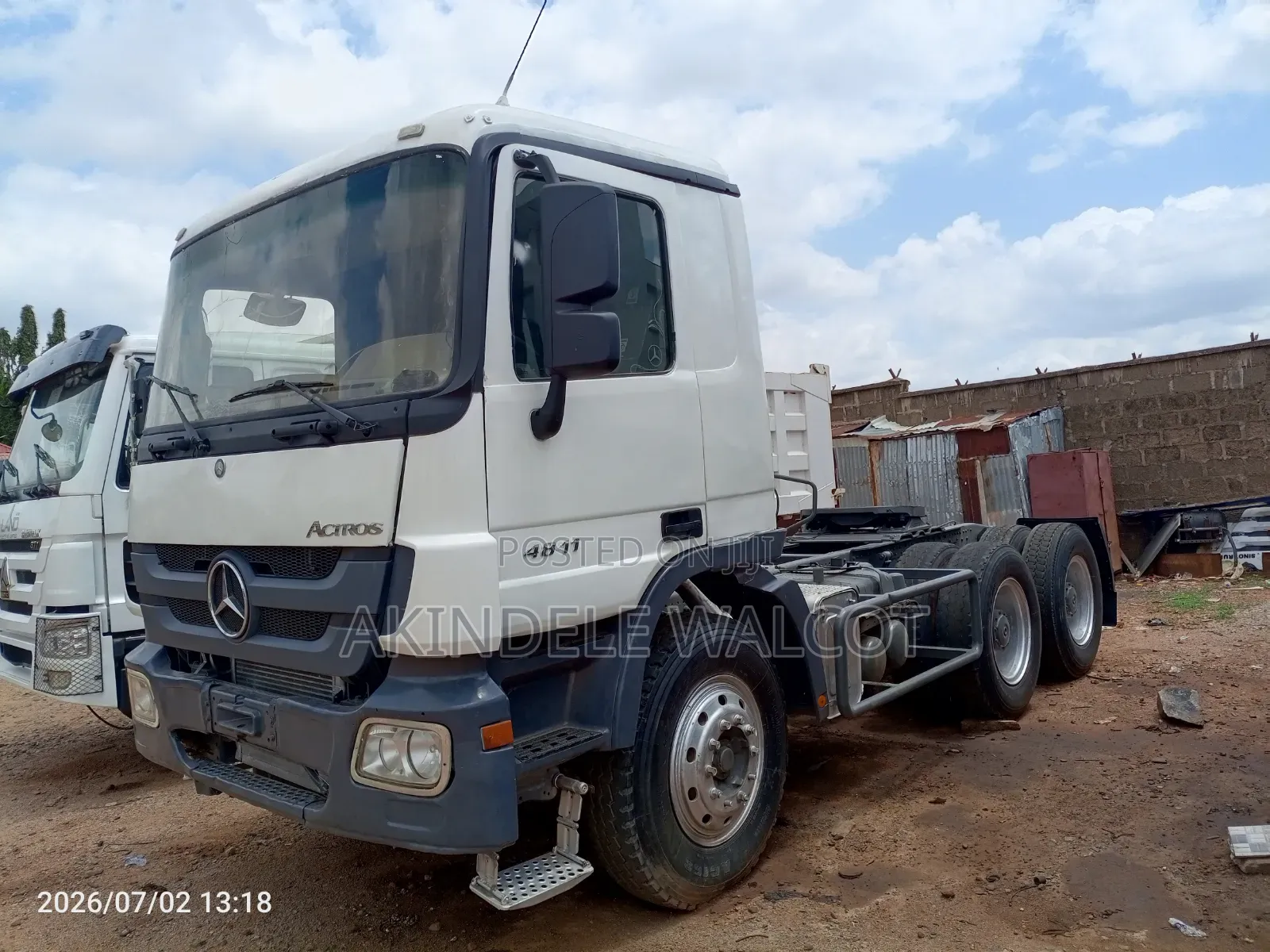 Mercedes Benz Truck Actors 2017 White