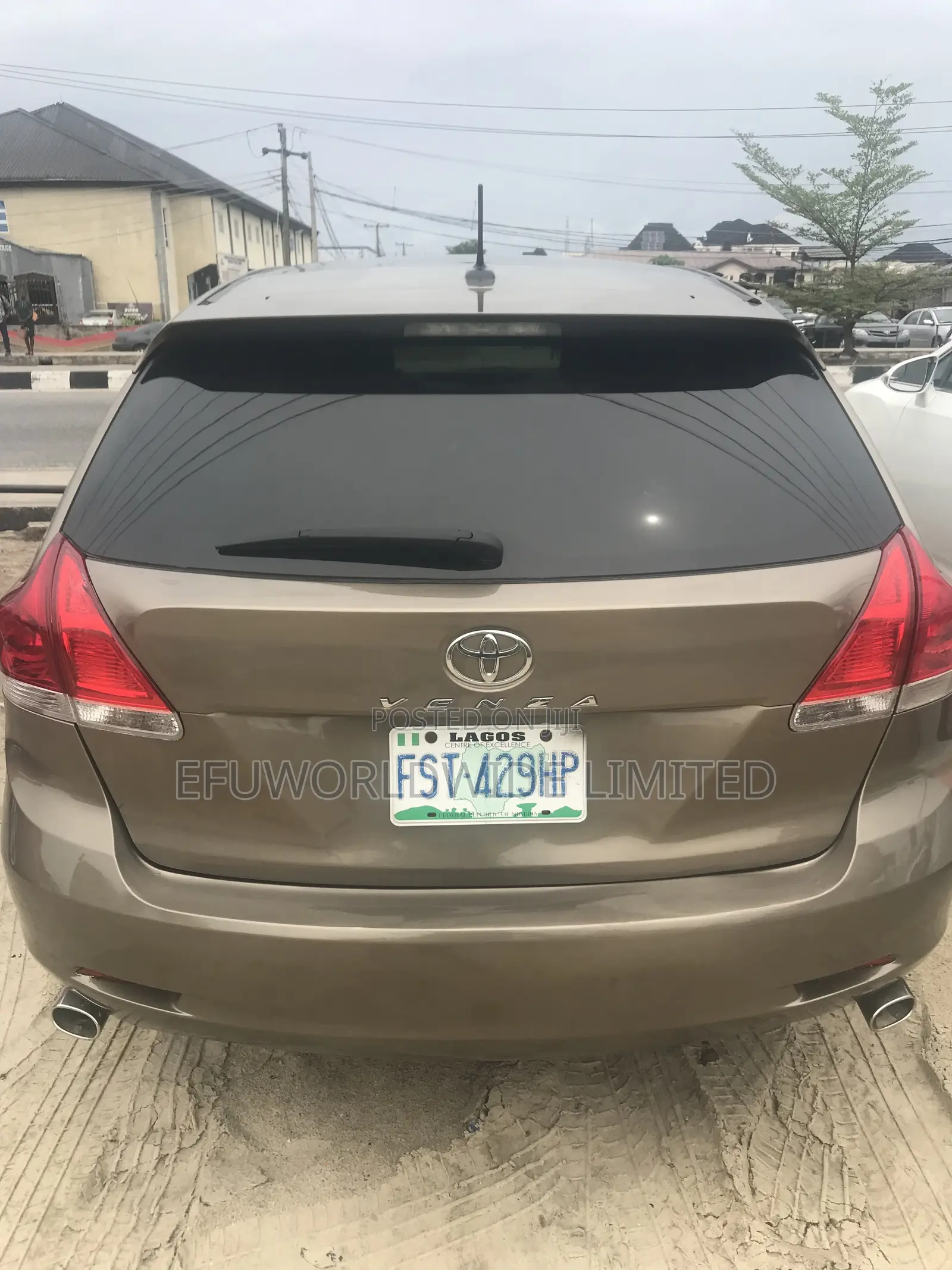 Toyota Venza LE AWD V6 2013 Brown
