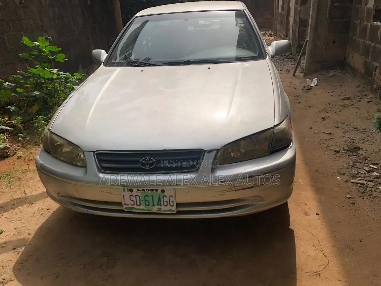 Toyota Camry 2001 Gold