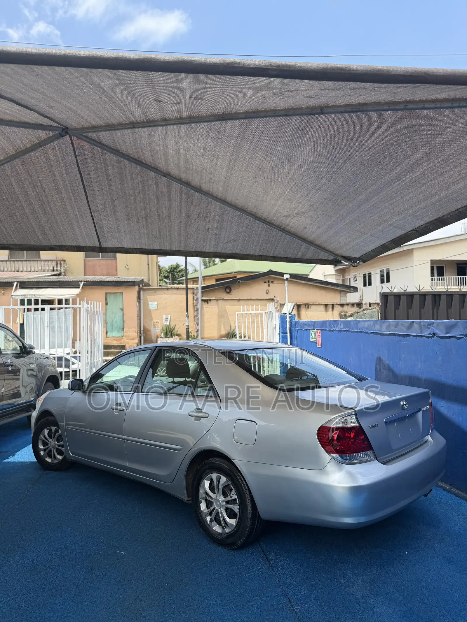 Toyota Camry LE 4dr Sedan (2.4L 4cyl 5A) 2005 Silver