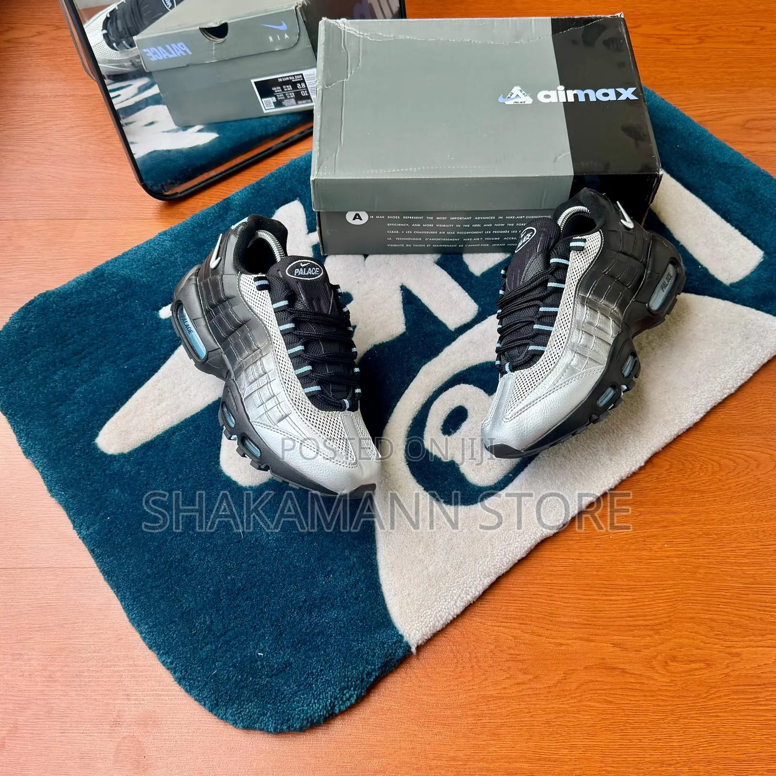 Palace X Airmax ‘95 Big Bubble “Black Metallic Silver“