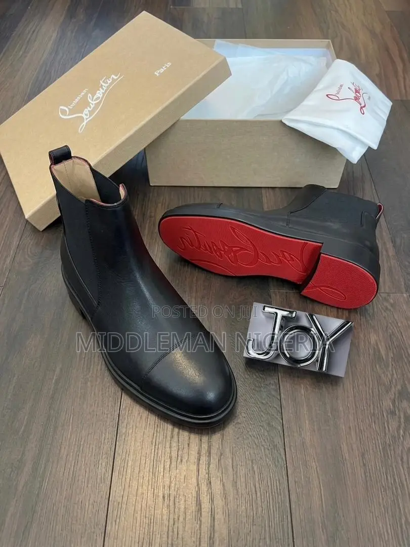Christian Louboutin Pure Leather Chelsea Boots