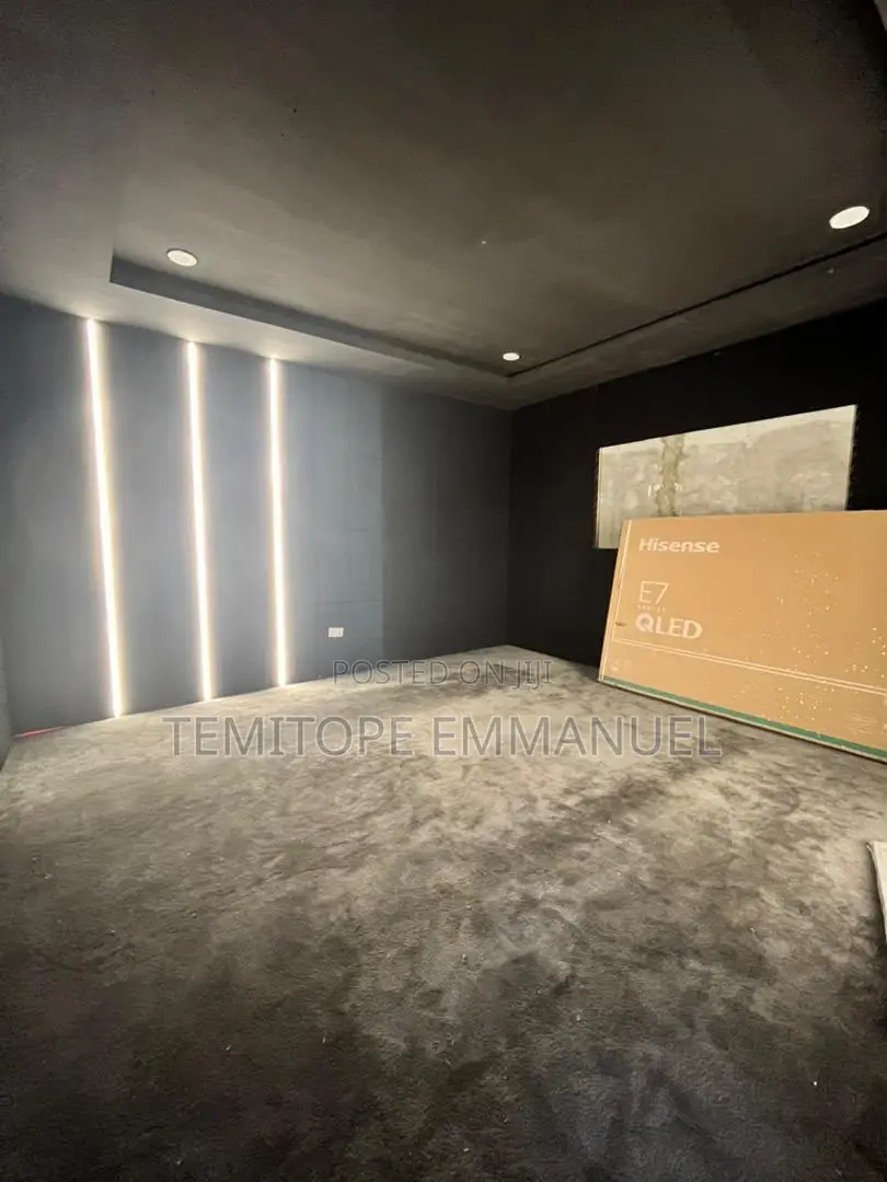 Furnished 5bdrm Duplex in Osapa london for sale