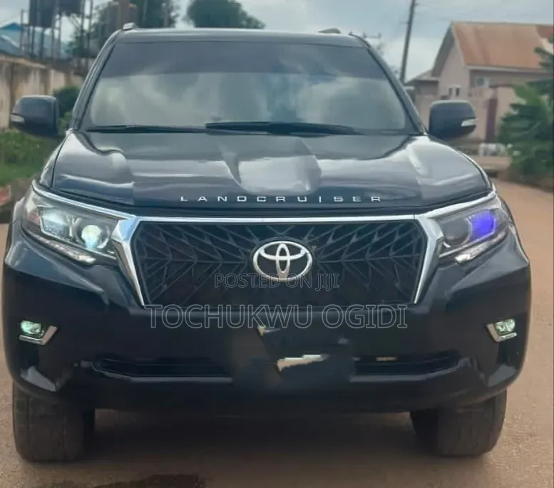 Toyota Land Cruiser Prado 2012 Black