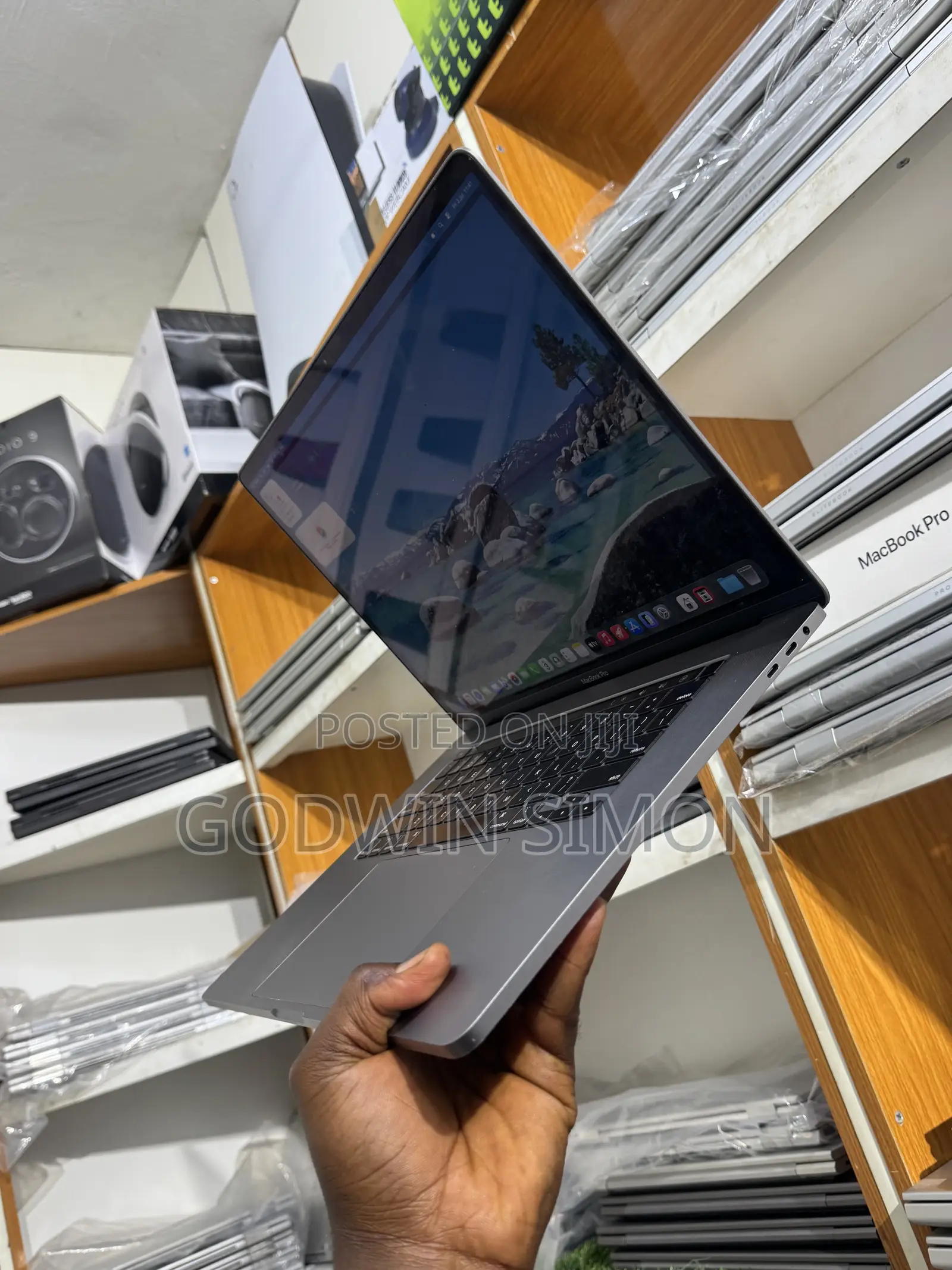 Laptop Apple MacBook Pro 2019 16GB Intel Core i9 SSD 1T