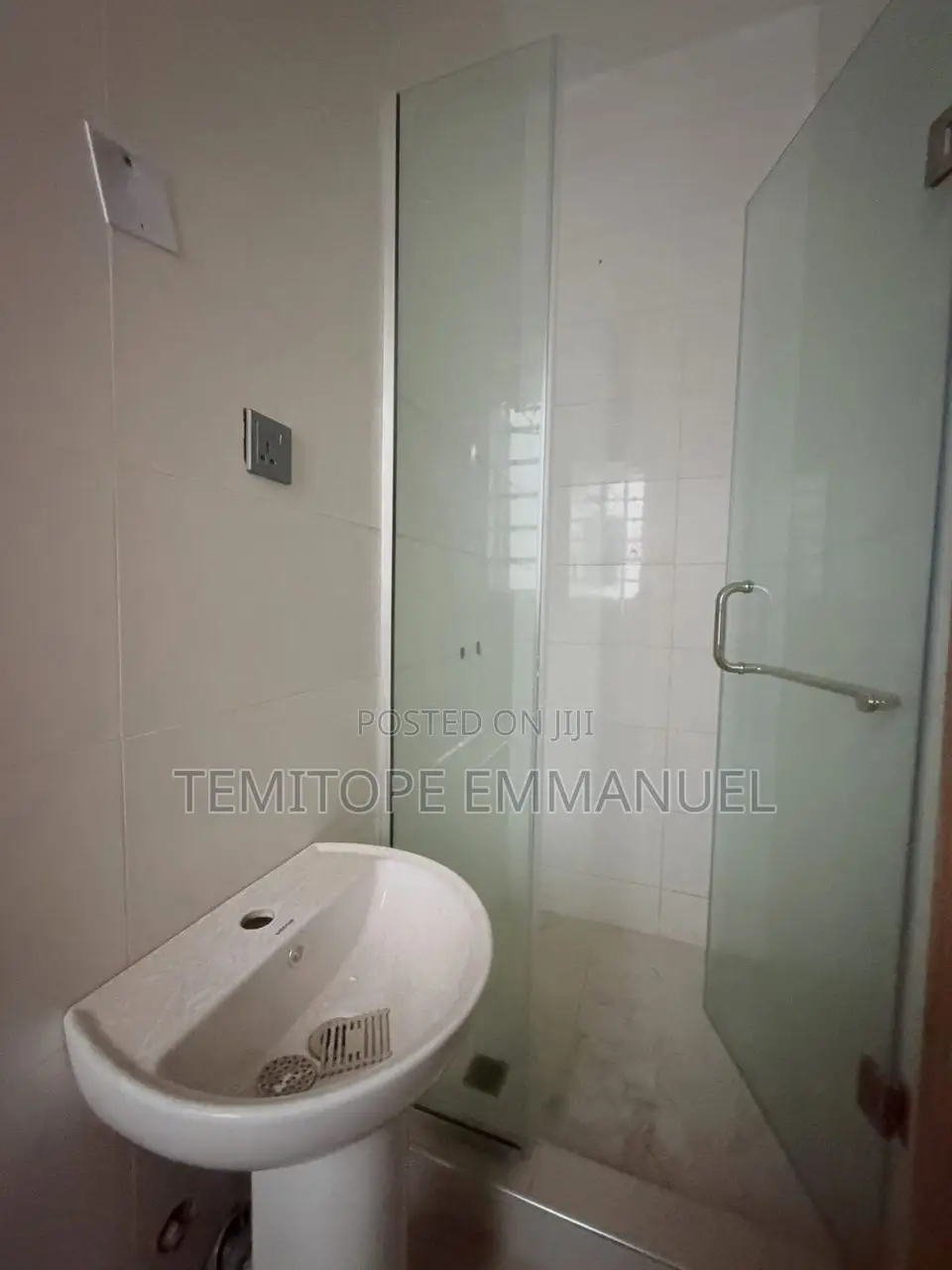 Furnished 5bdrm Duplex in Ogudu GRA for sale