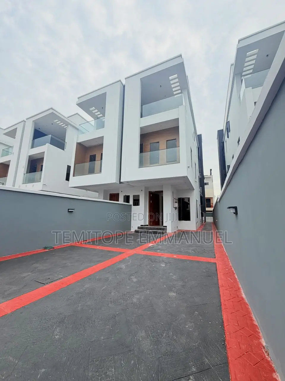 Furnished 5bdrm Duplex in Ogudu GRA for sale