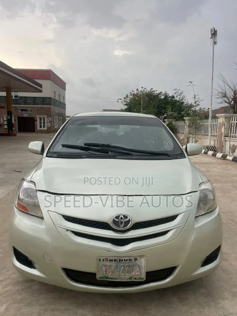 Toyota Yaris 2008 Silver