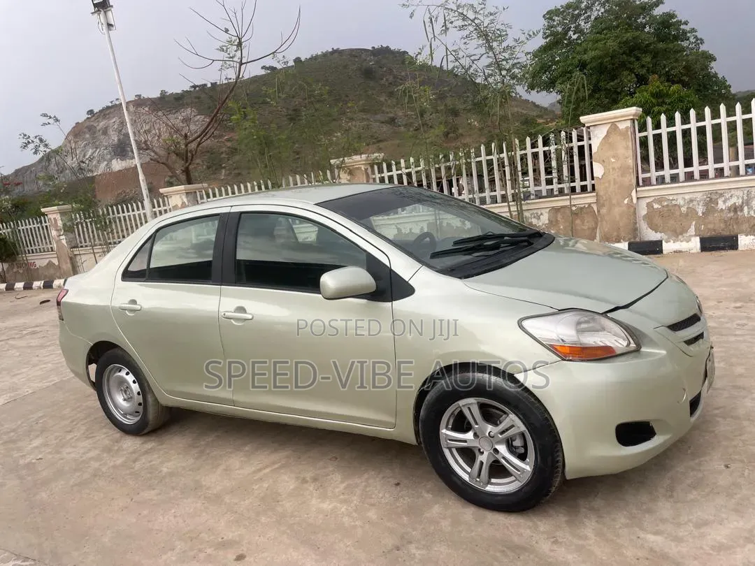 Toyota Yaris 2008 Silver