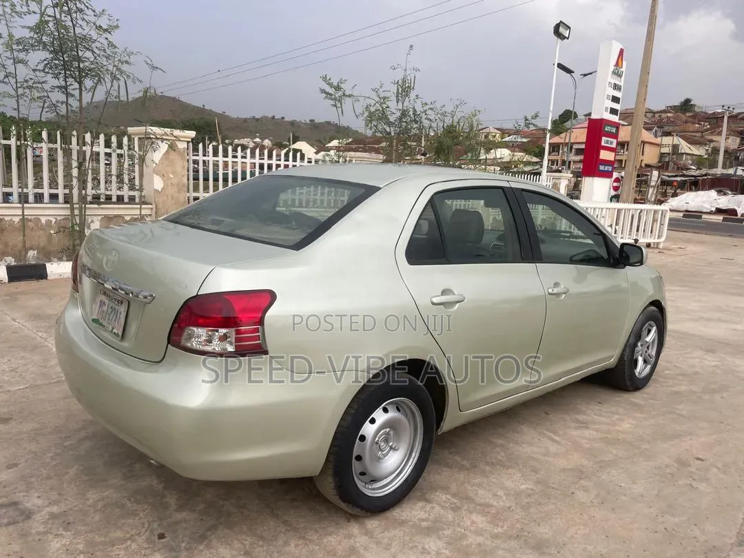 Toyota Yaris 2008 Silver