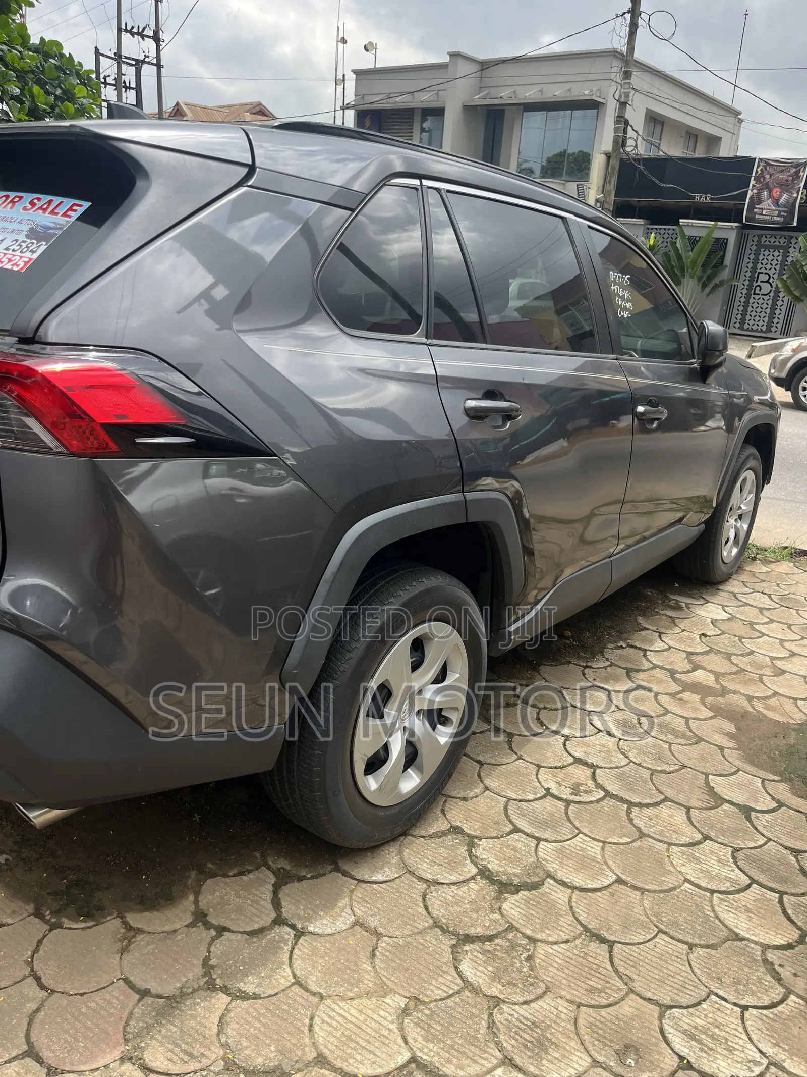 Toyota RAV4 2019 Gray