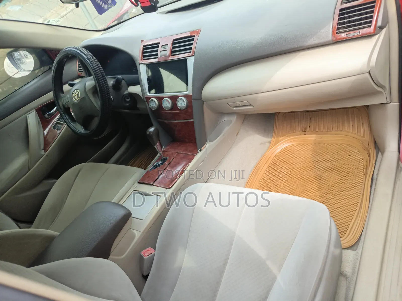Toyota Camry LE 4dr Sedan (2.5L 4cyl 6AM) 2010 Red