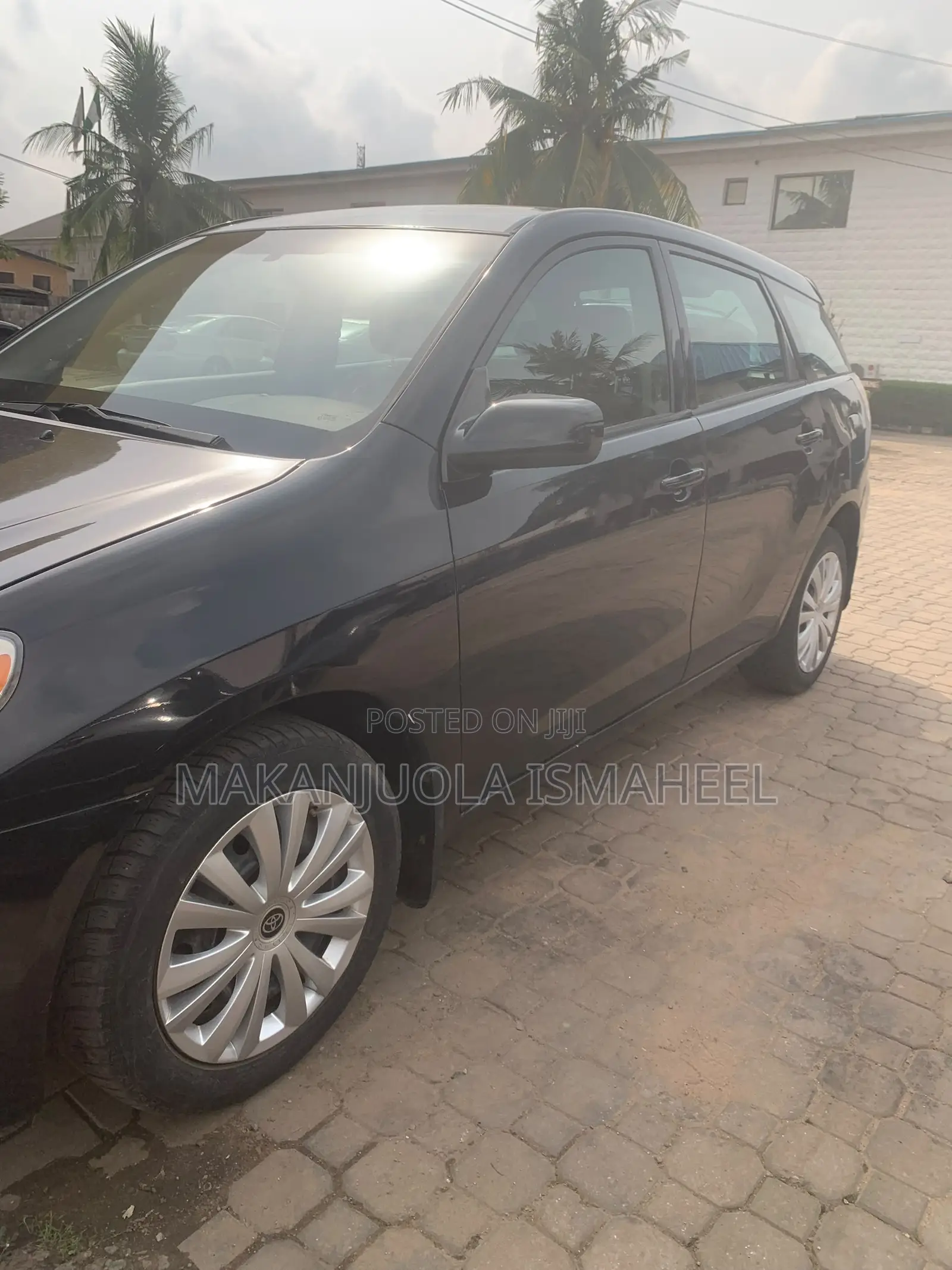 Toyota Matrix Hatchback AWD (1.8L 4cyl 4A) 2006 Black