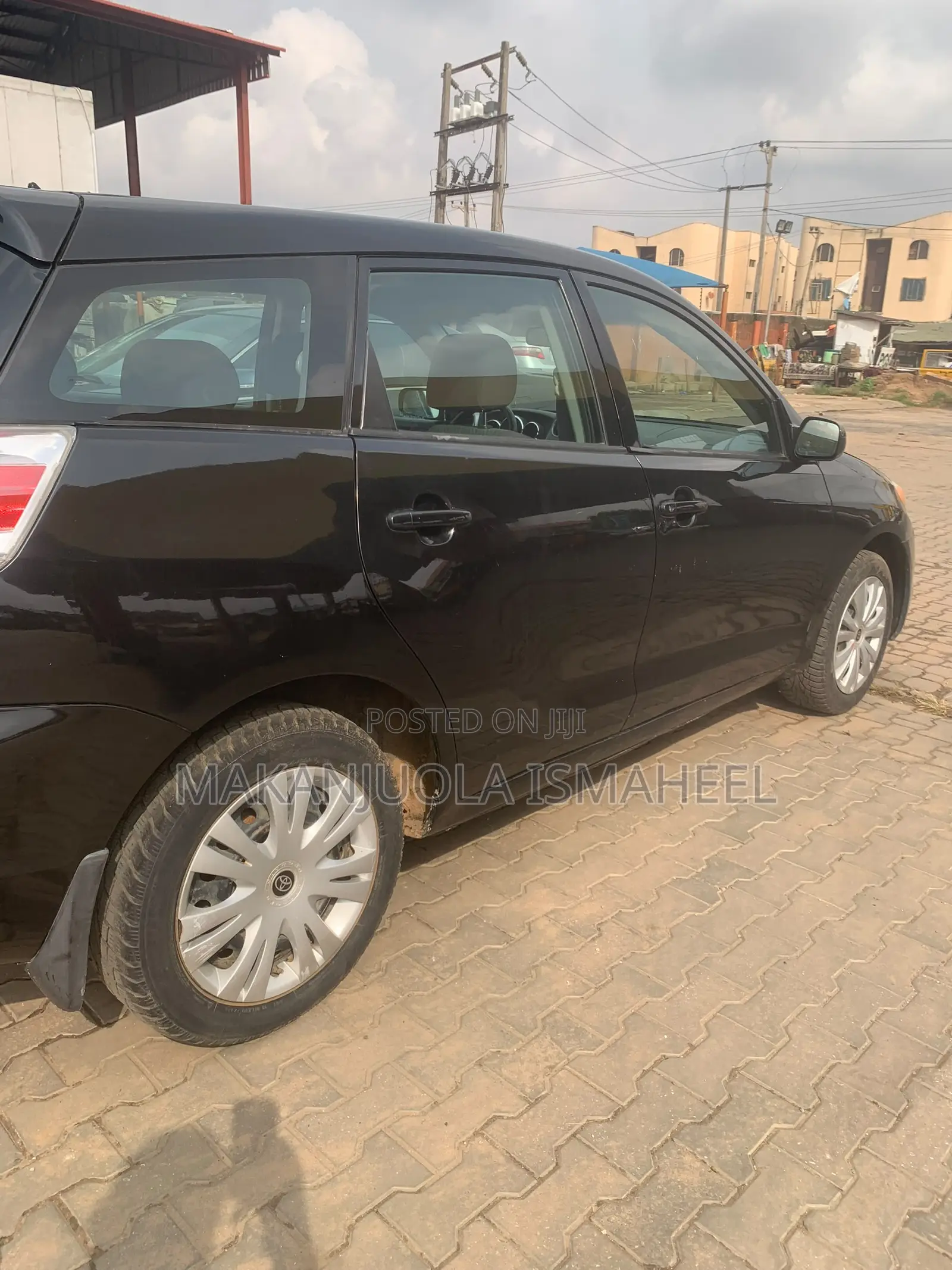 Toyota Matrix Hatchback AWD (1.8L 4cyl 4A) 2006 Black