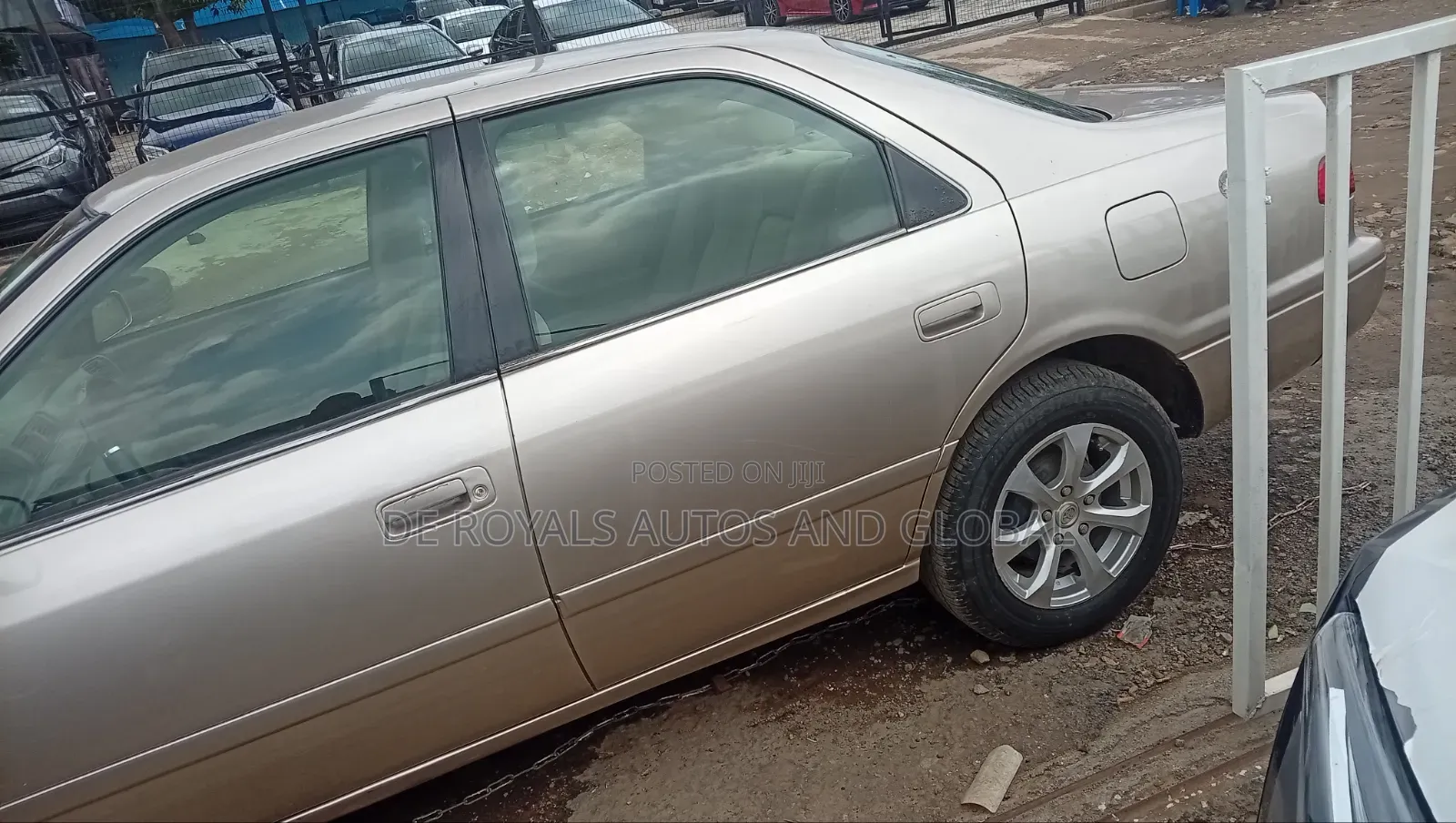 Toyota Camry 2002 Gold