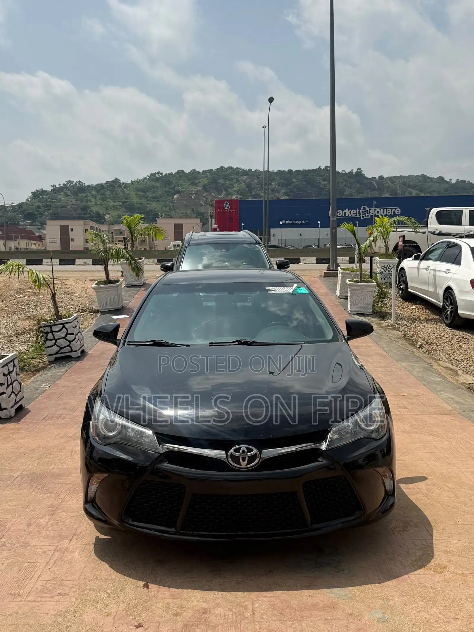 Toyota Camry SE 4dr Sedan (2.5L 4cyl 6A) 2017 Black
