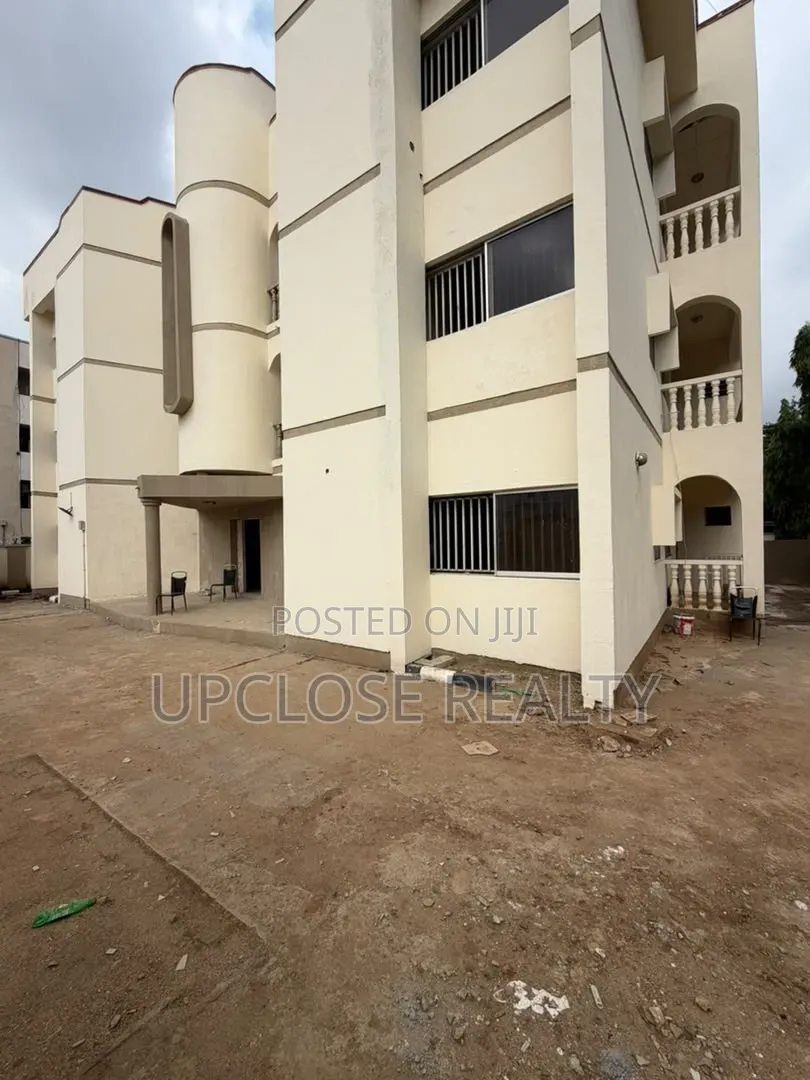 3bdrm Block of Flats in Wuse 2 for rent