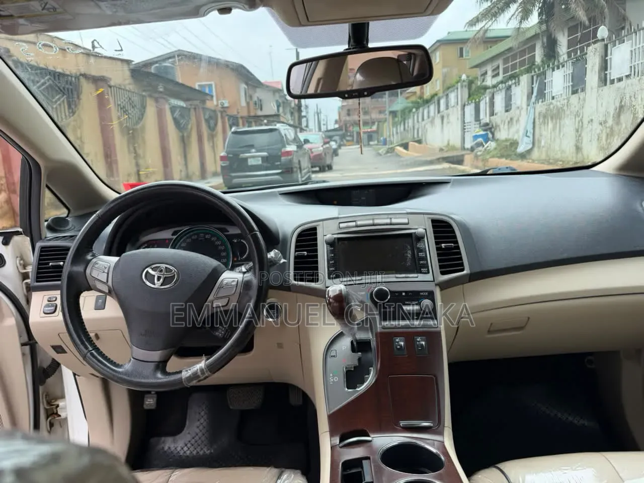 Toyota Venza XLE 2011 White
