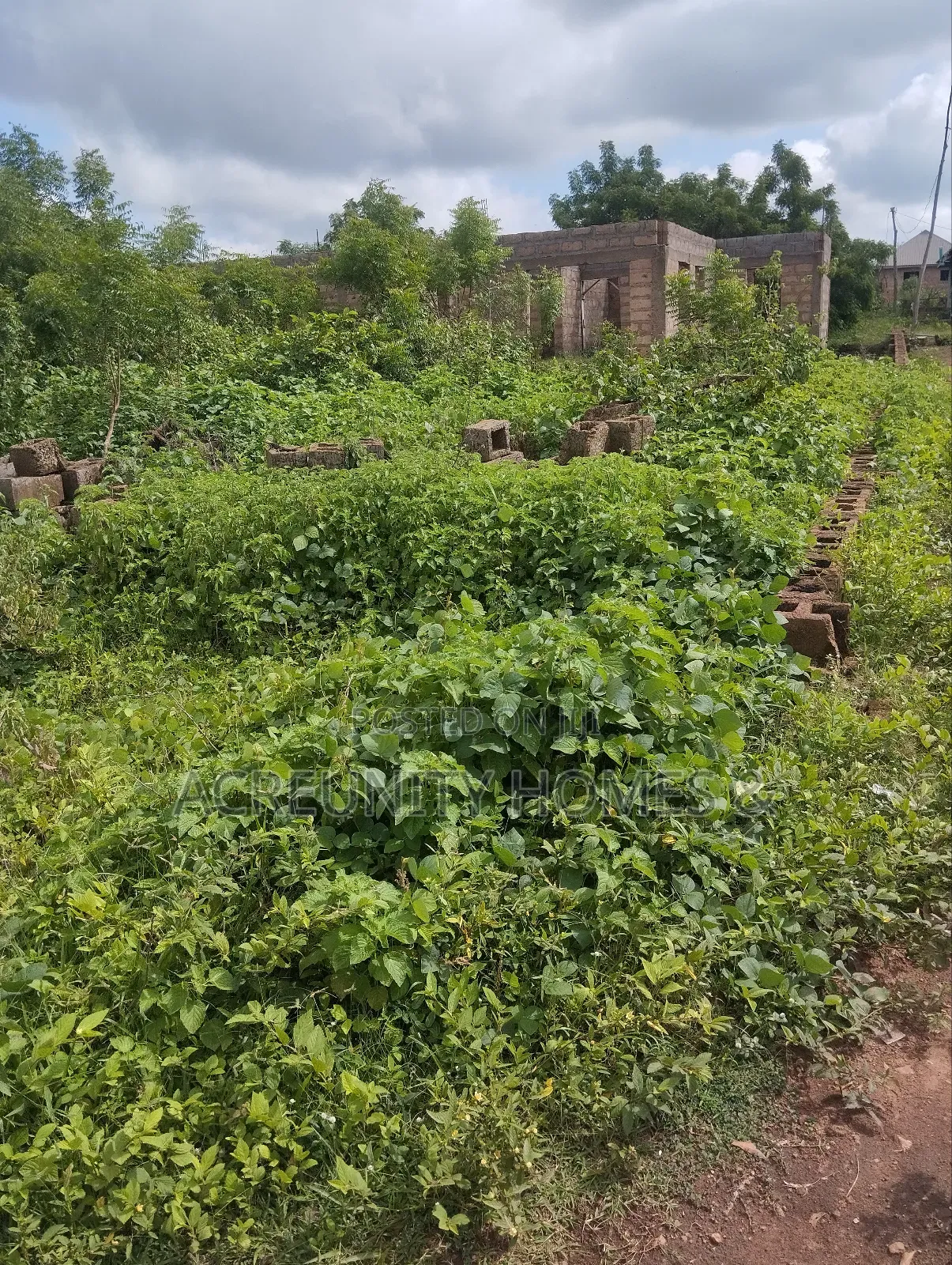 1 Plot of Residential Land Available at Iseyin Lautech Campus Area