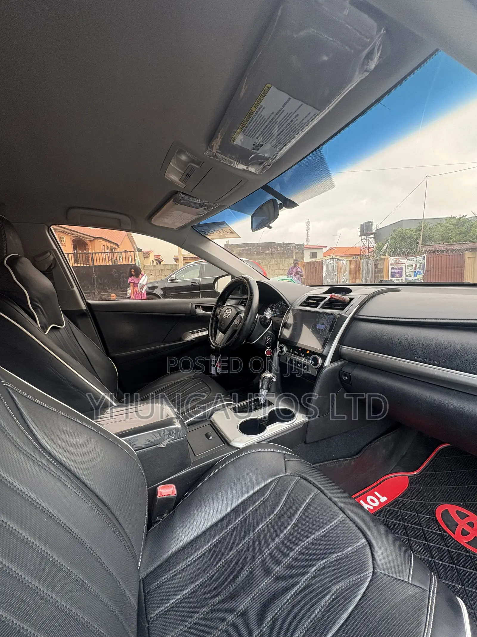 Toyota Camry SE 4dr Sedan (2.5L 4cyl 6A) 2013 Black