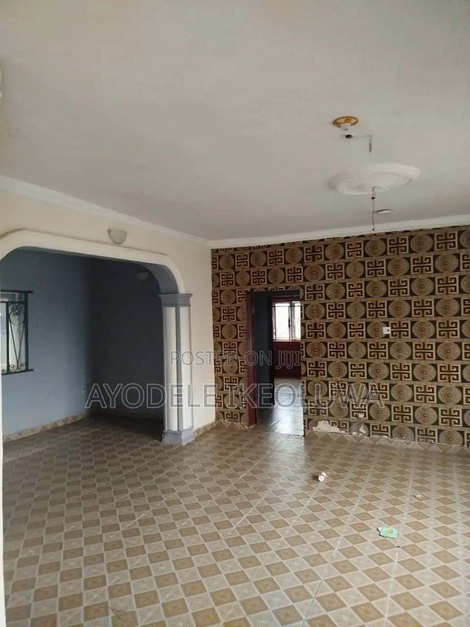 2bdrm Apartment in Afolabi, Akesan for rent