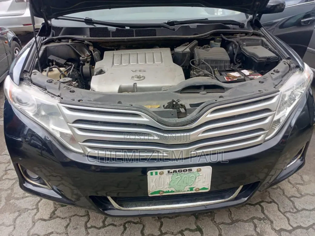 Toyota Venza 2010 Black