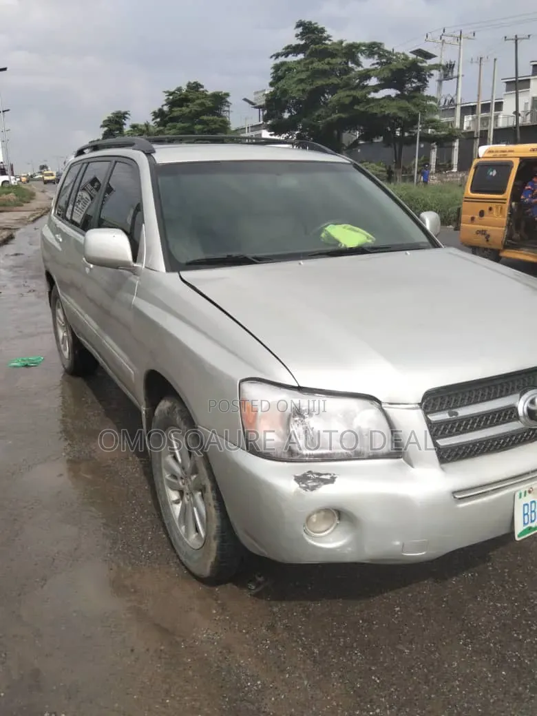 Toyota Highlander V6 4x4 2005 Silver