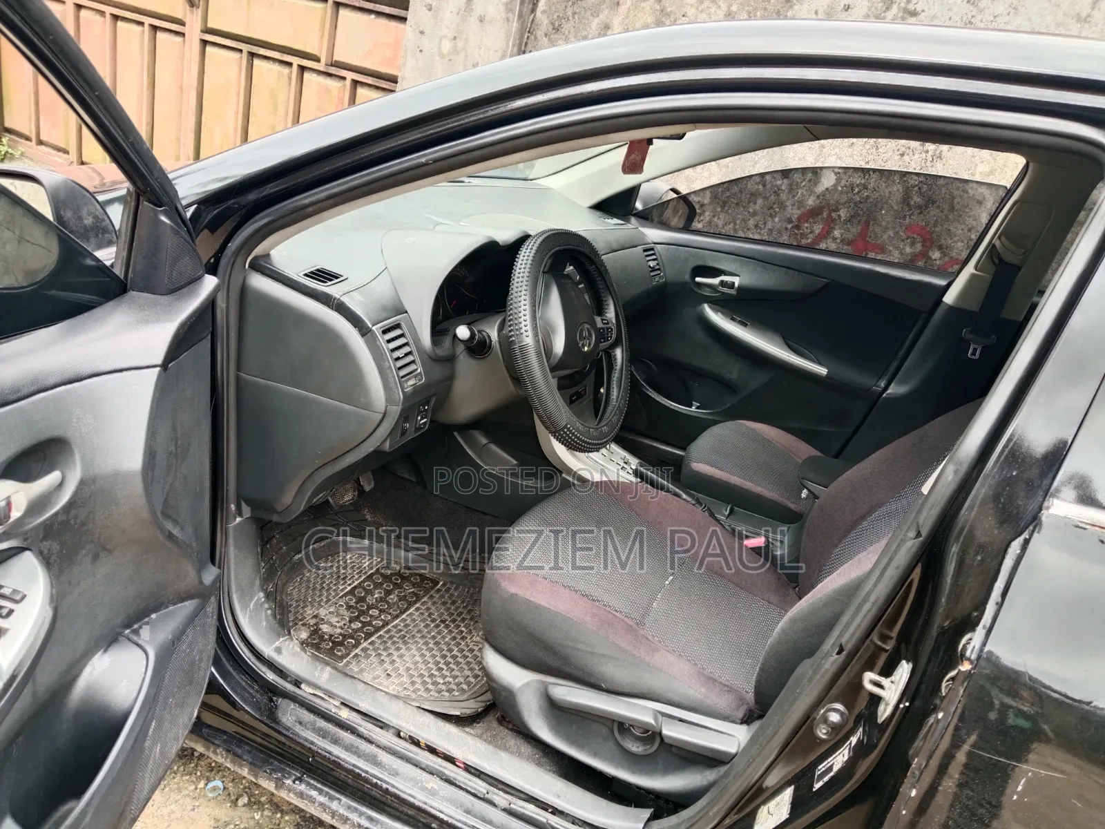 Toyota Corolla 2012 Black