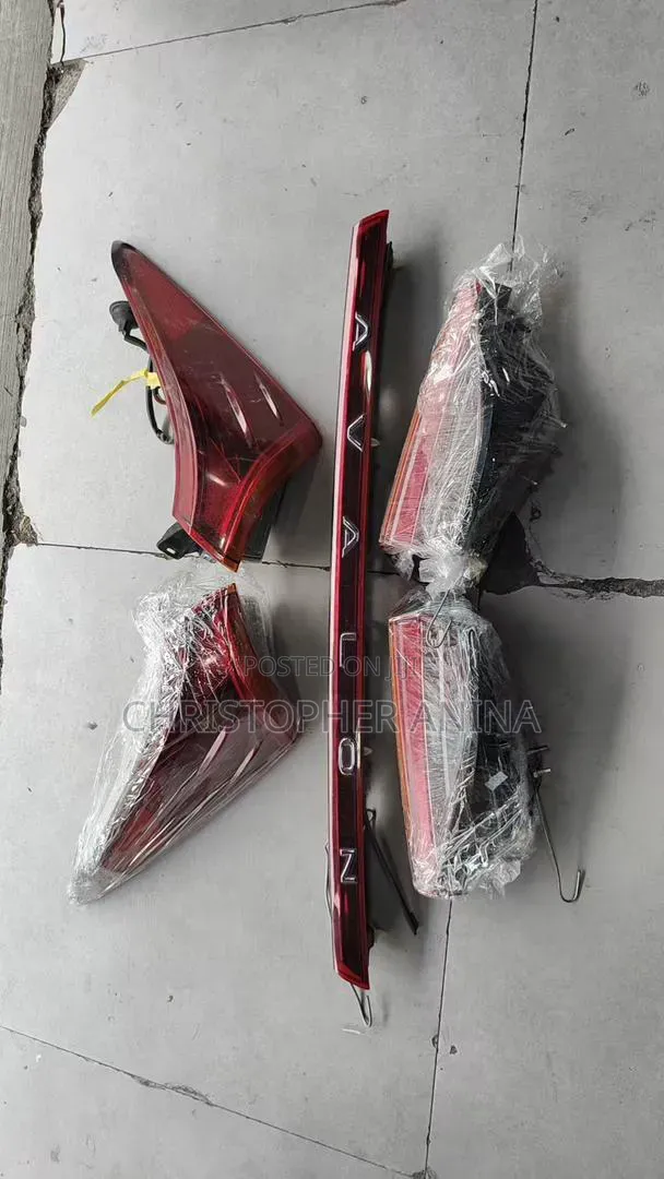 Tail Light Toyota Avalon 2020-2023 Model