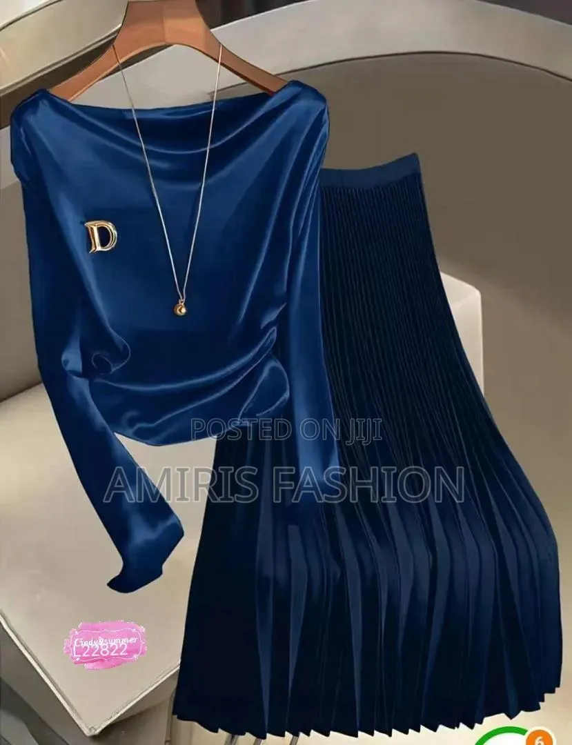 Beautiful Luxury Slik Two-Piece Shirt
