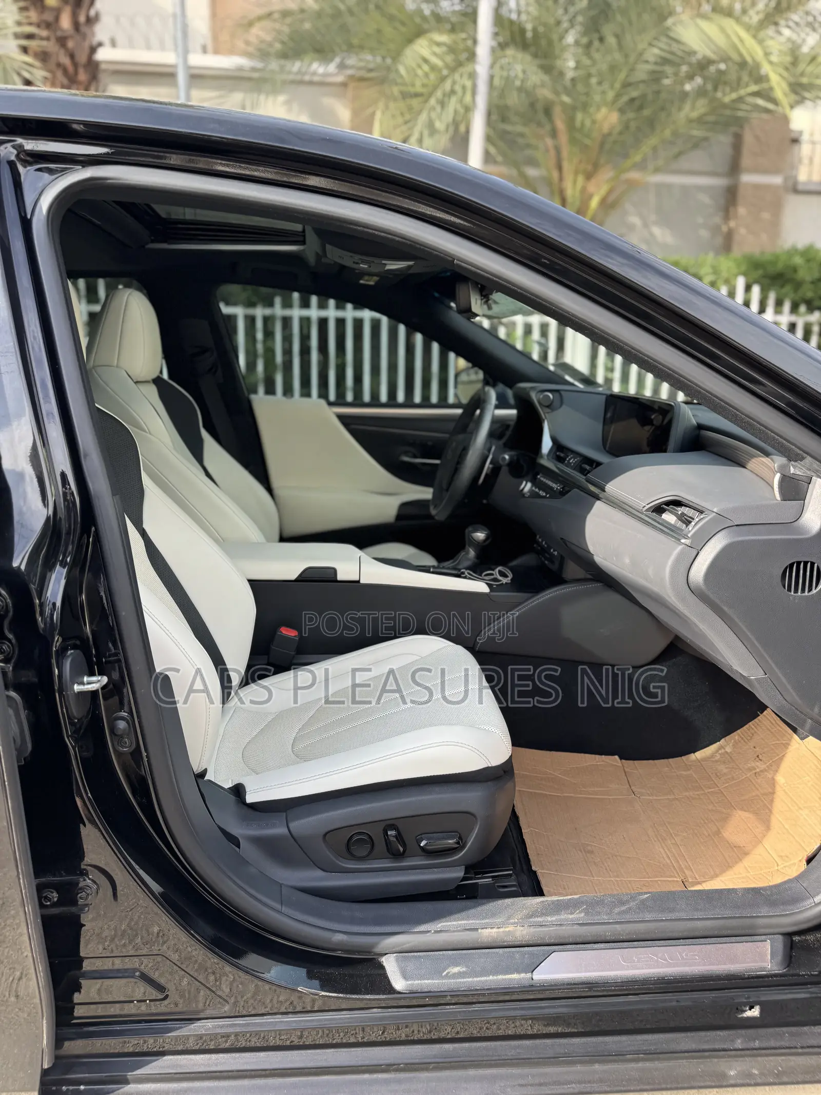 Lexus ES 350 F Sport 2021 Black