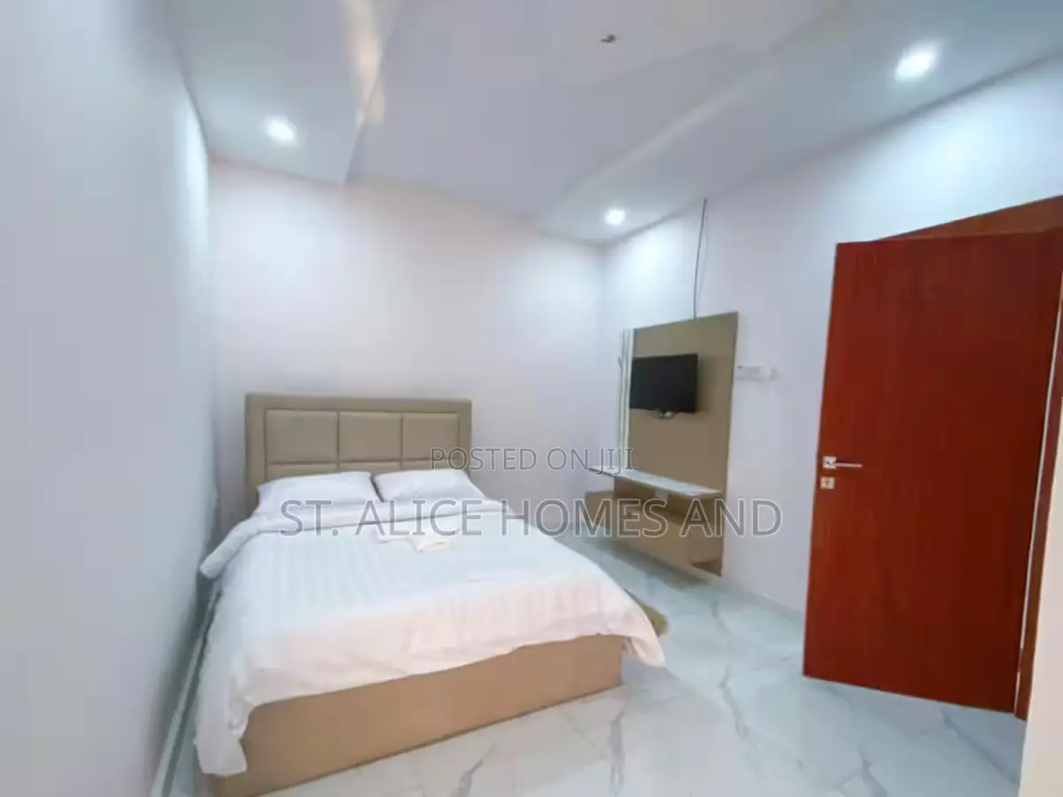Ngz Lvn 1bed & Parlour(B1), Lekki Phase 1, Lekki, Lagos
