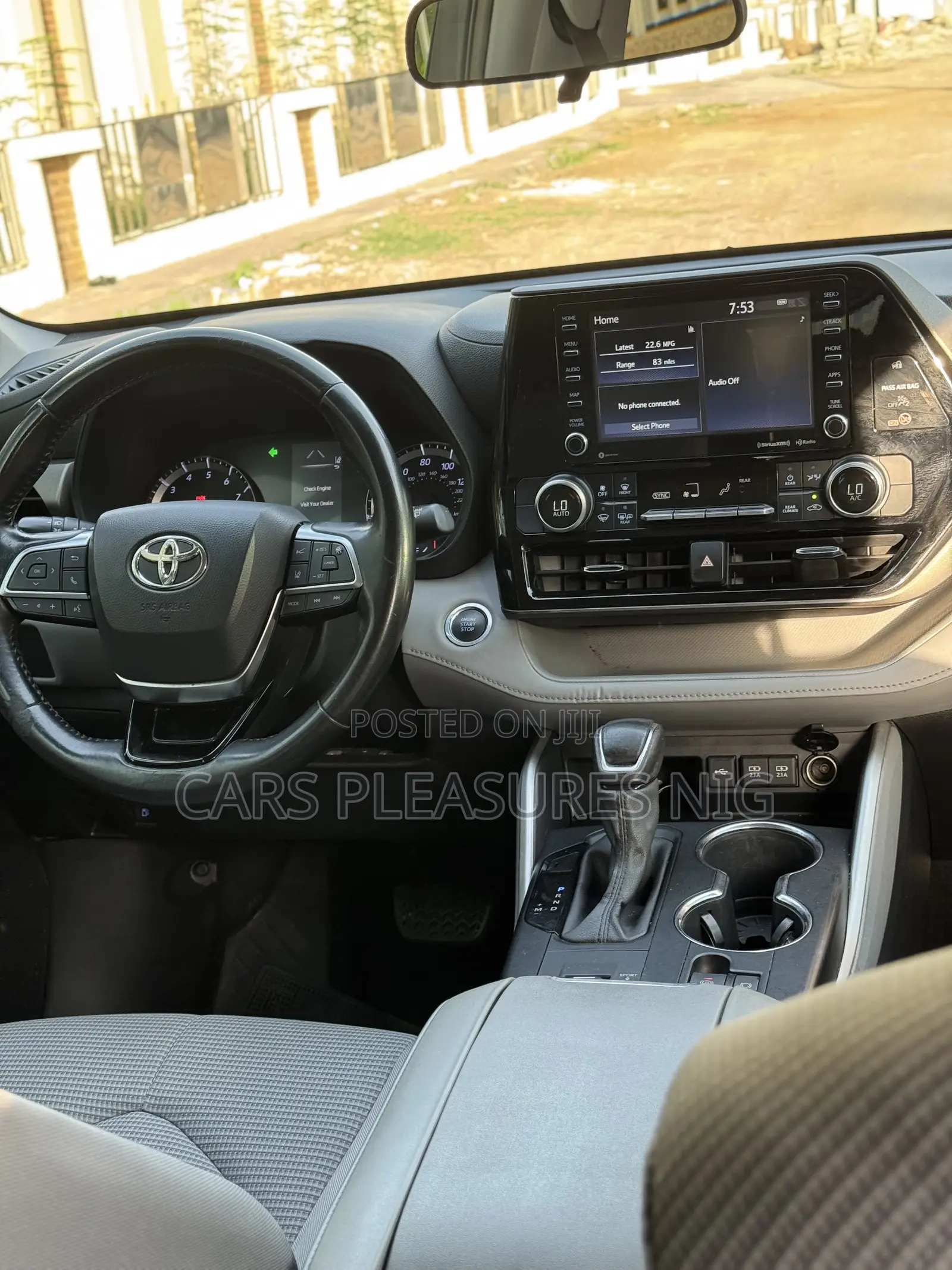 Toyota Highlander 2021 Gray