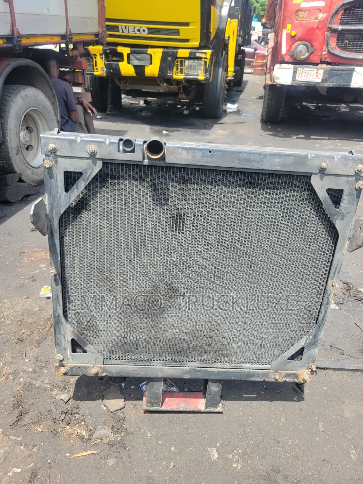 Radiator for Mack Granite