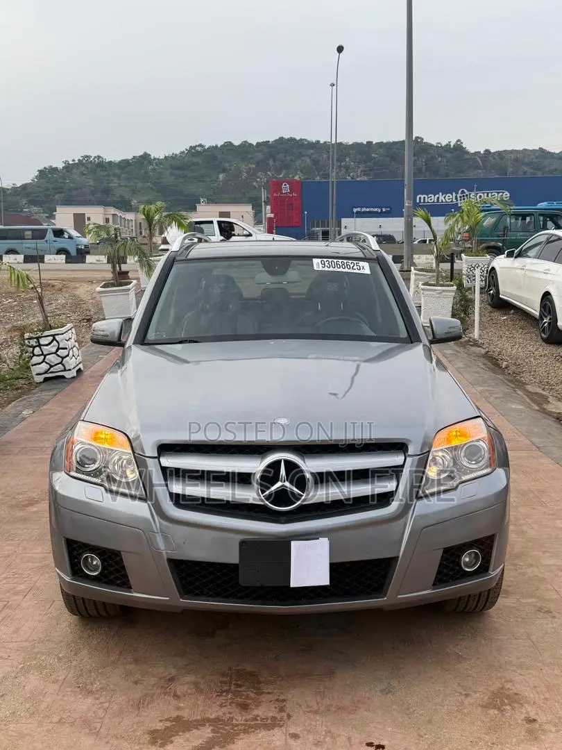 Mercedes-Benz GLK-Class 350 4MATIC 2012 Gray