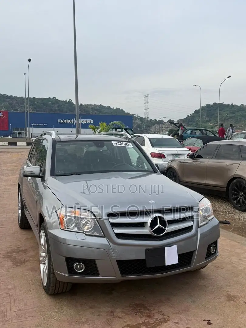 Mercedes-Benz GLK-Class 350 4MATIC 2012 Gray