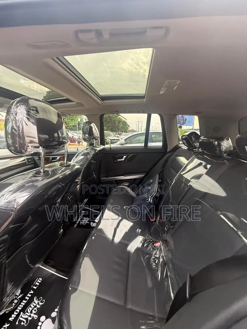 Mercedes-Benz GLK-Class 350 4MATIC 2012 Gray