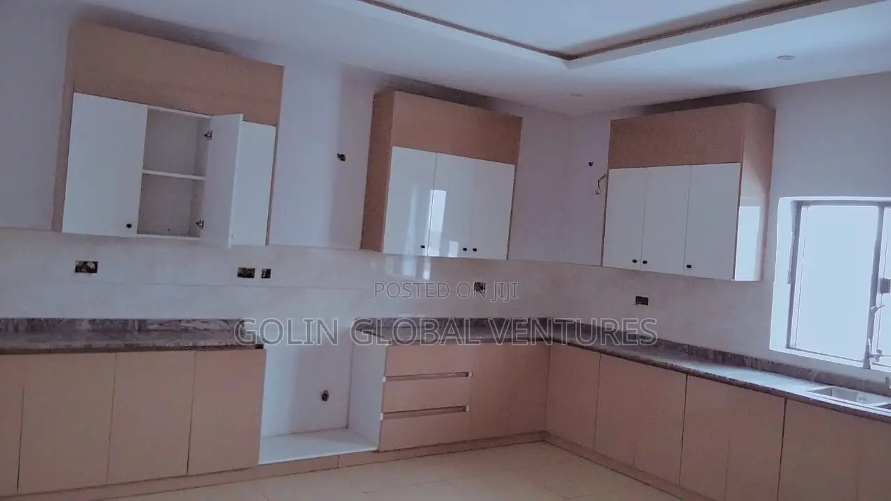 Furnished 5bdrm Duplex in Golin Global, Asokoro for sale