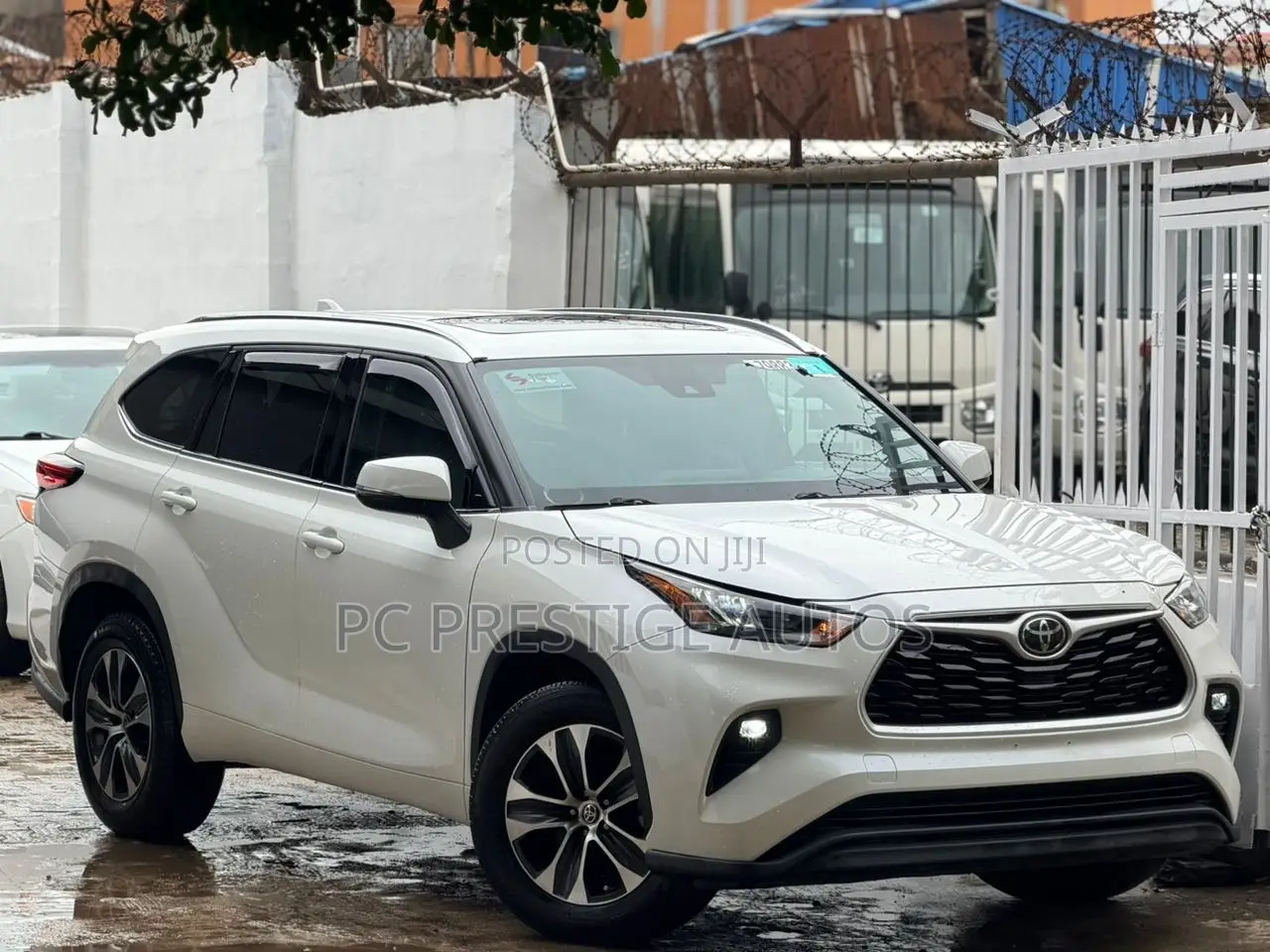 Toyota Highlander XLE 2021 White