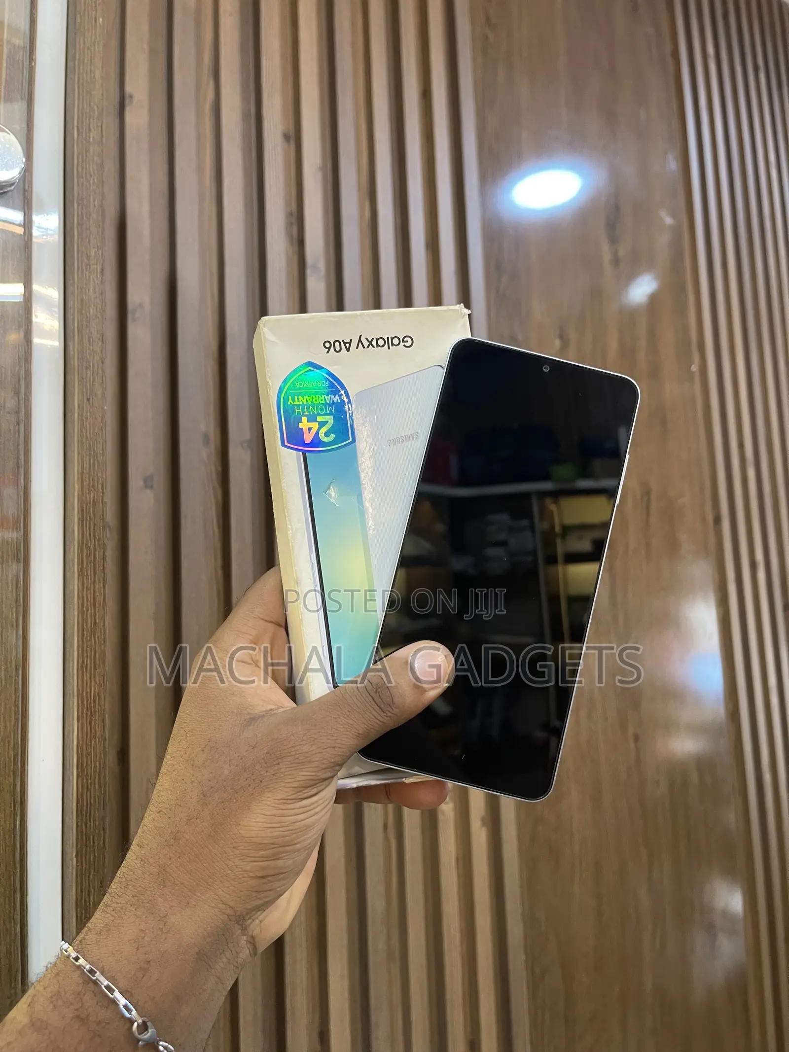 Samsung Galaxy A06 64 GB Gray