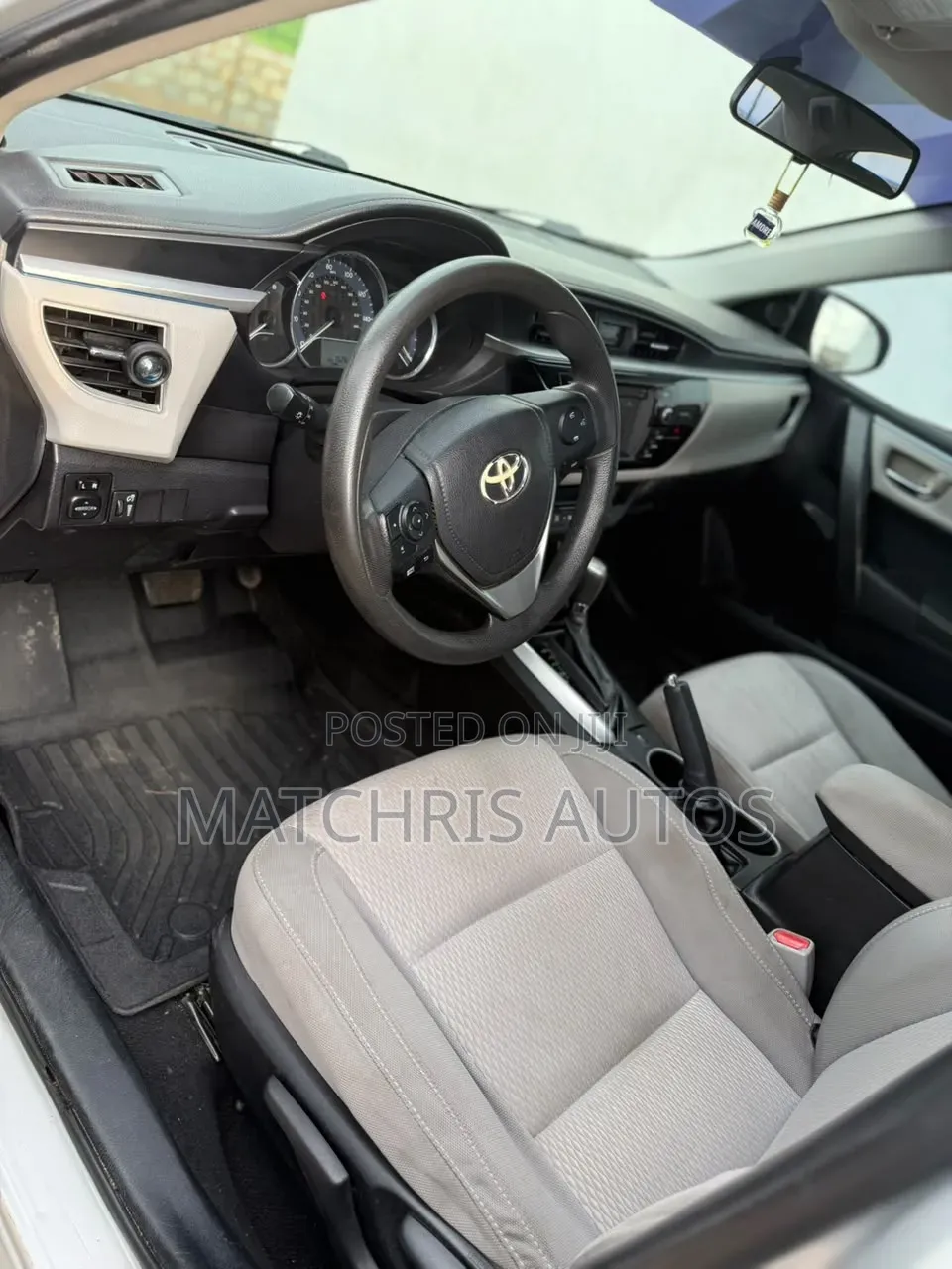Toyota Corolla 2015 Silver