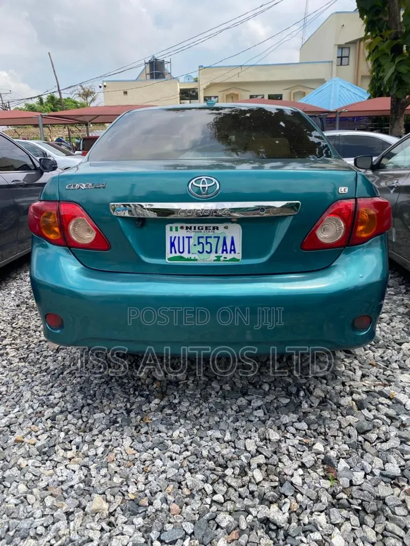 Toyota Corolla LE 4dr Sedan (1.8L 4cyl 4A) 2010 Green